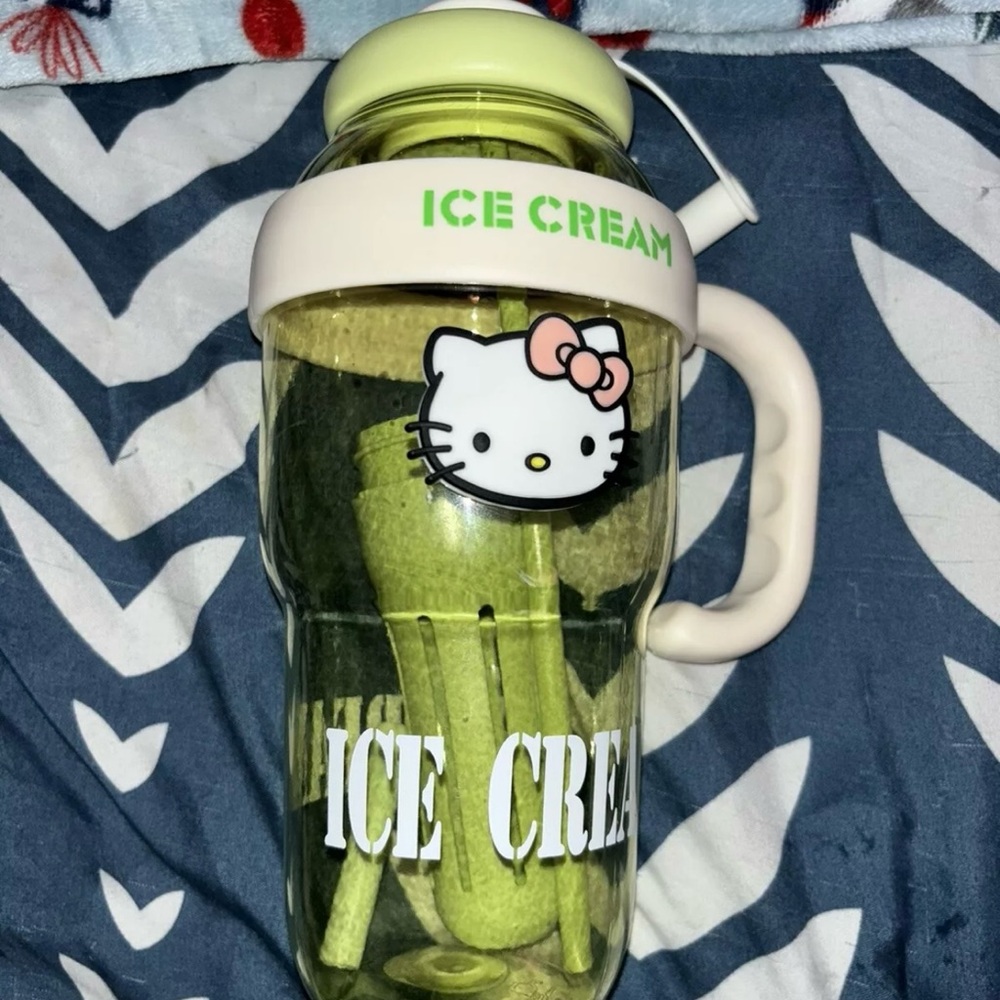 Hello Kitty Green Ice Cream Tumbler